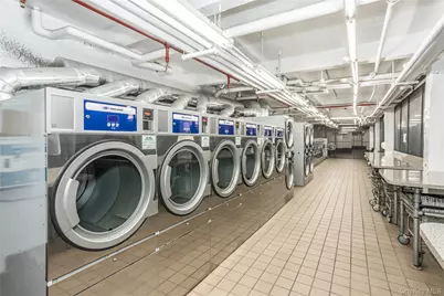 55-23 31 Avenue #4, Woodside, NY 11377 - Photo 25