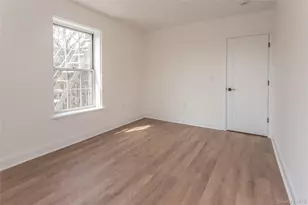 55-23 31st Ave, Woodside, NY 11377 - Photo 17