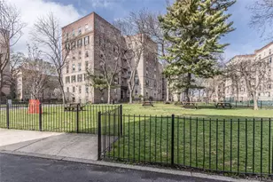 55-23 31st Ave, Woodside, NY 11377 - Photo 27