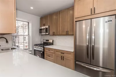 55-23 31 Avenue #4, Woodside, NY 11377 - Photo 11