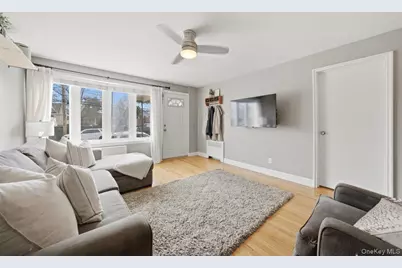 75 Woodlawn Avenue, Yonkers, NY 10704 - Photo 9