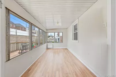 75 Woodlawn Avenue, Yonkers, NY 10704 - Photo 19