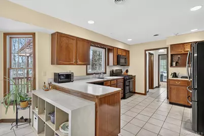 6 Amanda Court, Airmont, NY 10952 - Photo 17