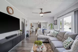 8 Evergreen Ave, Brentwood, NY 11717 - Photo 17