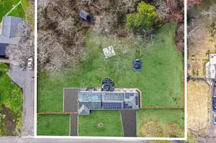 8 Evergreen Ave, Brentwood, NY 11717 - Photo 43