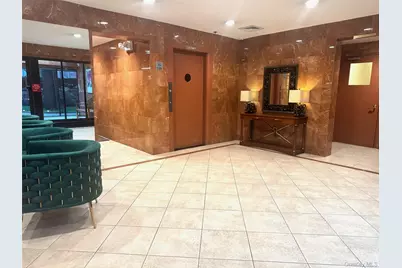 21 Bond Street #3A, Great Neck, NY 11021 - Photo 3