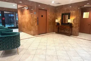 21 Bond St, Great Neck, NY 11021 - Photo 3