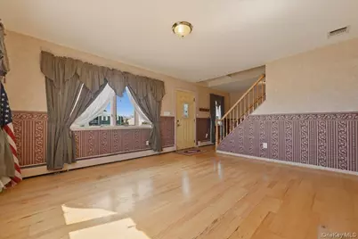 955 S Long Beach Avenue, Freeport, NY 11520 - Photo 7