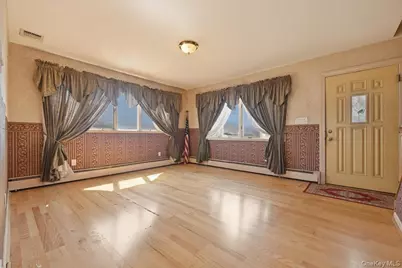 955 S Long Beach Avenue, Freeport, NY 11520 - Photo 5