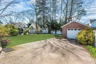 462 Morris Ave, Rockville Centre, NY 11570 - Photo 21