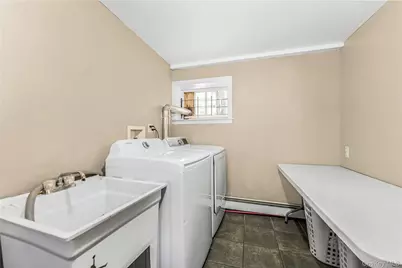 2515 Woodhull Avenue, Bronx, NY 10469 - Photo 25