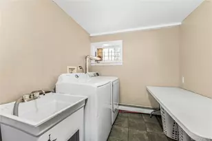 2515 Woodhull Ave, Bronx, NY 10469 - Photo 25