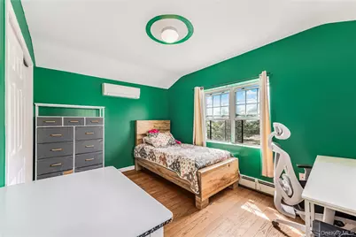 2515 Woodhull Avenue, Bronx, NY 10469 - Photo 11