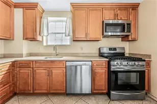 2515 Woodhull Ave, Bronx, NY 10469 - Photo 19