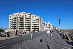 170 W Broadway, Long Beach, NY 11561 - Photo 33