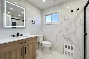 61 Cheshire Rd, Bethpage, NY 11714 - Photo 11