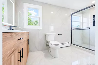 61 Cheshire Road, Bethpage, NY 11714 - Photo 17