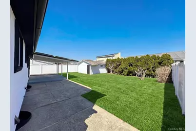 61 Cheshire Road, Bethpage, NY 11714 - Photo 25