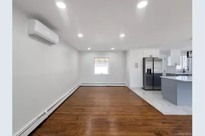 61 Cheshire Road, Bethpage, NY 11714 - Photo 5