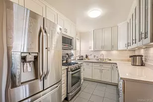 144-55 Melbourne Ave, Flushing, NY 11367 - Photo 13