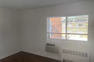 520 Dawson Ln, Jericho, NY 11753 - Photo 9