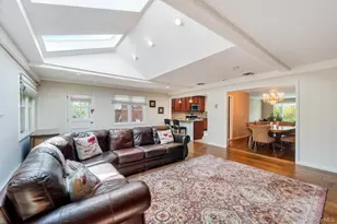98 Larch Dr, Manhasset Hills, NY 11040 - Photo 19