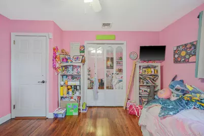 85 Mitchell Drive, Sound Beach, NY 11789 - Photo 15