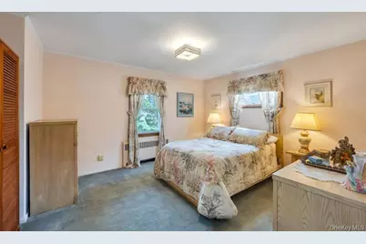 200 Victory Drive, Massapequa Park, NY 11762 - Photo 19