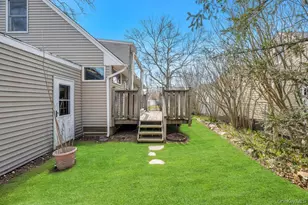 200 Victory Dr, Massapequa Park, NY 11762 - Photo 5