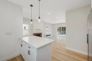 17 Riverside St, Amityville, NY 11701 - Photo 5