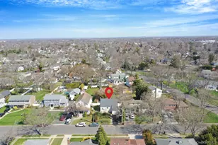 17 Riverside St, Amityville, NY 11701 - Photo 35