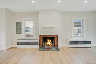 17 Riverside St, Amityville, NY 11701 - Photo 11