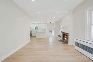 17 Riverside St, Amityville, NY 11701 - Photo 9