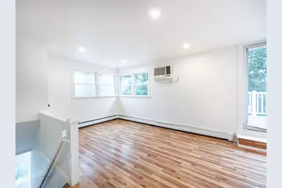 47 Edgewood Road, Port Washington, NY 11050 - Photo 17