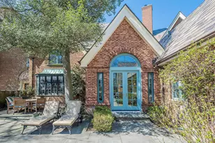 155 Estate Ct, Roslyn Heights, NY 11577 - Photo 35