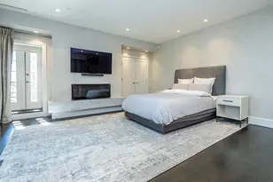 155 Estate Ct, Roslyn Heights, NY 11577 - Photo 31