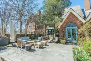 155 Estate Ct, Roslyn Heights, NY 11577 - Photo 37