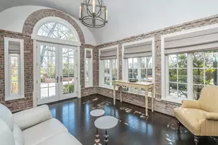 155 Estate Ct, Roslyn Heights, NY 11577 - Photo 15