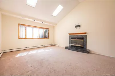 167 Maple Avenue, East Meadow, NY 11554 - Photo 3