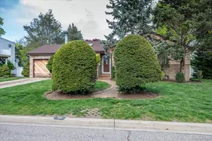 167 Maple Ave, East Meadow, NY 11554 - Photo 27