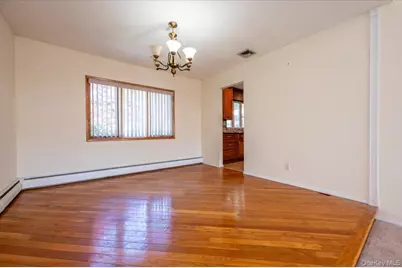 167 Maple Avenue, East Meadow, NY 11554 - Photo 5
