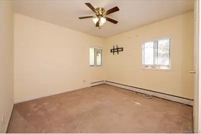 167 Maple Avenue, East Meadow, NY 11554 - Photo 13