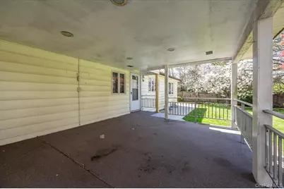 167 Maple Avenue, East Meadow, NY 11554 - Photo 25