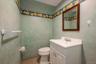 167 Maple Ave, East Meadow, NY 11554 - Photo 15