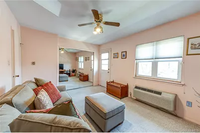 195 N Centre Avenue #25, Rockville Centre, NY 11570 - Photo 17