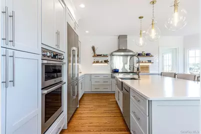 350 Laurel Way, Laurel, NY 11948 - Photo 13