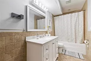 345 Durkee Ln, Patchogue, NY 11772 - Photo 19