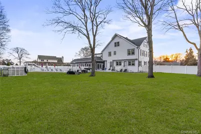 345 Durkee Lane, Patchogue, NY 11772 - Photo 37