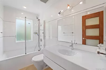 2 Hudson Street, Hastings on Hudson, NY 10706 - Photo 17