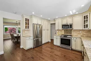 10 Berkshire Dr, New City, NY 10956 - Photo 15